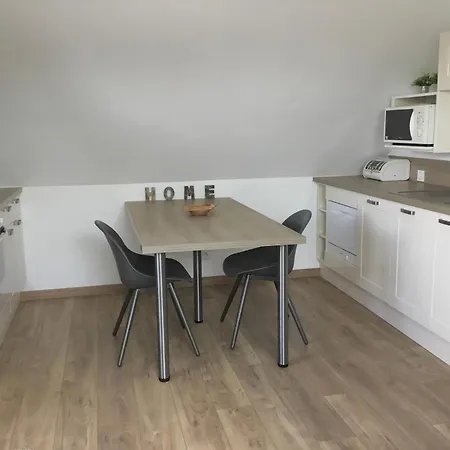 Le Des Feves Lecelles